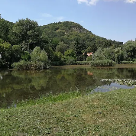 Kekhaz Apartman Kicsi Διαμέρισμα Έστεργκομ